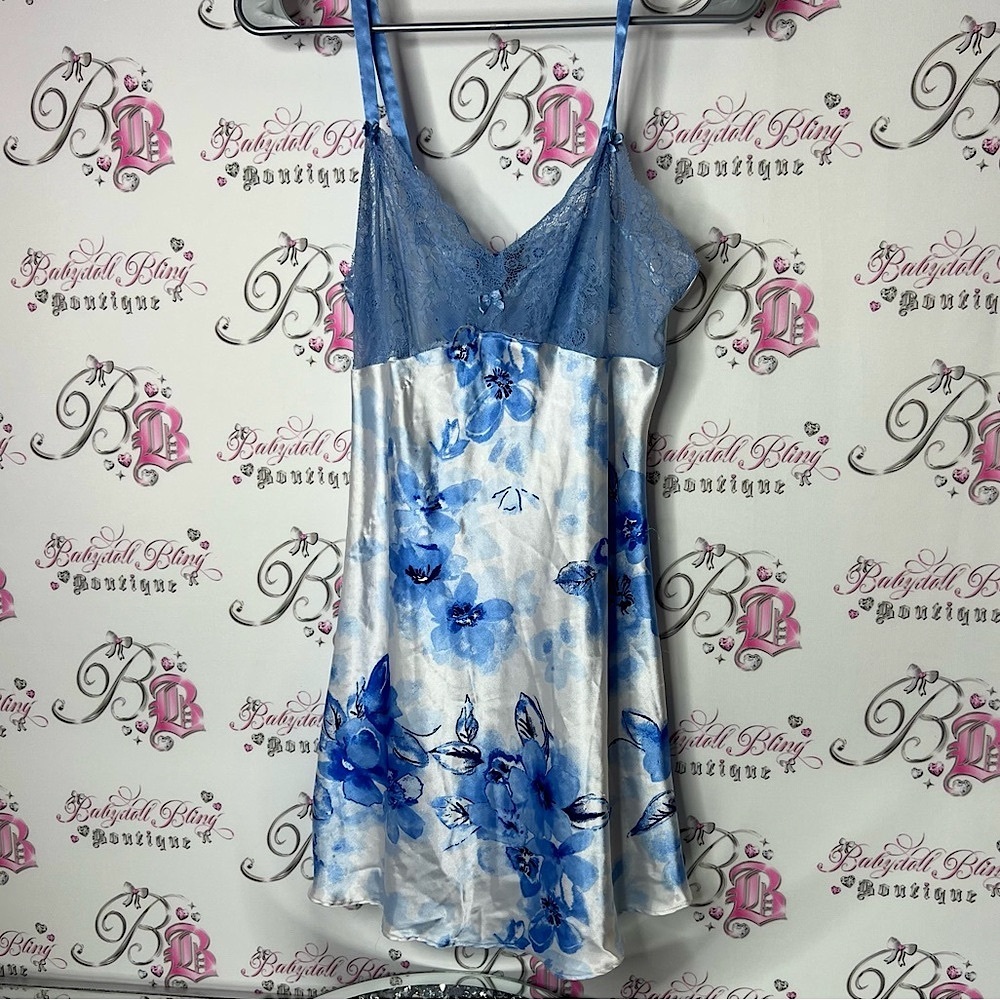 Jones New York dress chemise babydoll floral Blue and White Floral Chemise